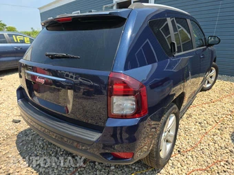 2016 Jeep Compass Sport – miniatura 3