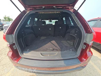 2016 Jeep Grand Cherokee Laredo - miniatura 14