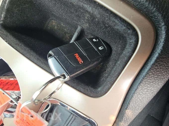2016 Jeep Grand Cherokee Laredo - miniatura 8