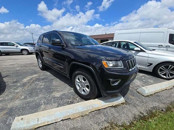 2016 Jeep Grand Cherokee Laredo - miniatura 4