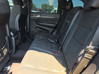 2016 Jeep Grand Cherokee Laredo – miniatura 13