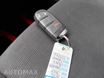 2016 Jeep Grand Cherokee Laredo - miniatura 20