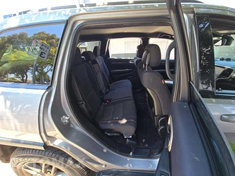 2016 Jeep Grand Cherokee Laredo 75th Anniversary Edition - miniatura 16