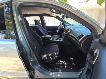2016 Jeep Grand Cherokee Laredo 75th Anniversary Edition - miniatura 18