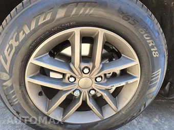 2016 Jeep Grand Cherokee Laredo 75th Anniversary Edition - miniatura 21