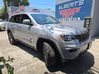 2016 Jeep Grand Cherokee Laredo 75th Anniversary Edition - miniatura 4
