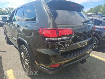 2016 Jeep Grand Cherokee Laredo 75th Anniversary Edition - miniatura 2