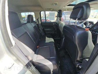 2016 Jeep Patriot 75th Anniversary Edition - miniatura 16