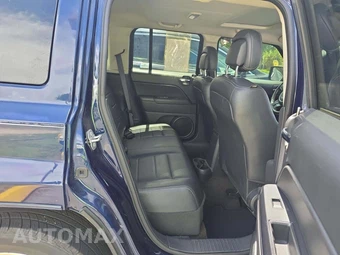 2016 Jeep Patriot High Altitude Edition – miniatura 16