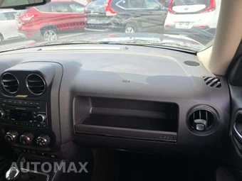 2016 Jeep Patriot High Altitude Edition – miniatura 19