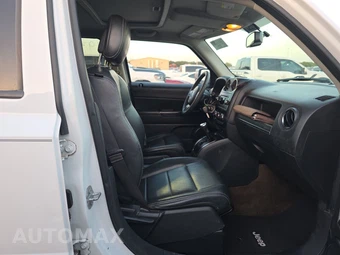 2016 Jeep Patriot High Altitude Edition – miniatura 8