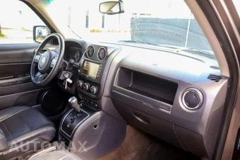 2016 Jeep Patriot High Altitude Edition - miniatura 13