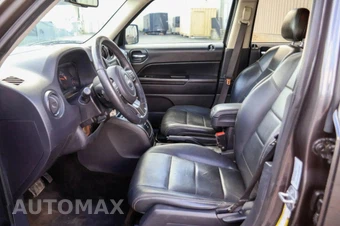 2016 Jeep Patriot High Altitude Edition - miniatura 14