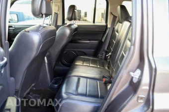2016 Jeep Patriot High Altitude Edition - miniatura 16