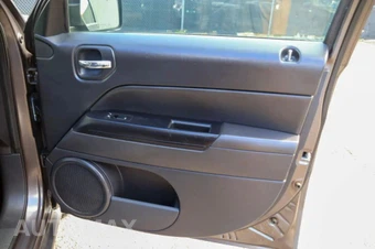 2016 Jeep Patriot High Altitude Edition - miniatura 24