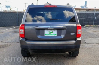 2016 Jeep Patriot High Altitude Edition - miniatura 5