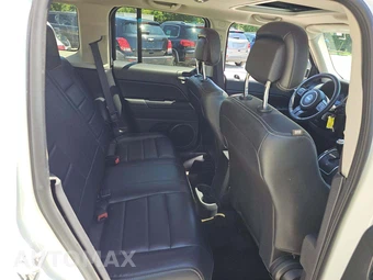 2016 Jeep Patriot High Altitude Edition - miniatura 13