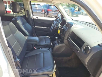 2016 Jeep Patriot High Altitude Edition - miniatura 15