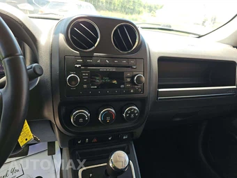 2016 Jeep Patriot High Altitude Edition - miniatura 7