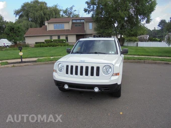 2016 Jeep Patriot High Altitude Edition - miniatura 9