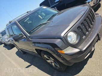2016 Jeep Patriot High Altitude Edition – miniatura 3