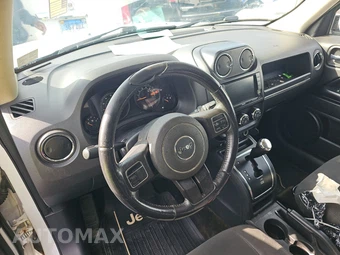 2016 Jeep Patriot Latitude – miniatura 11