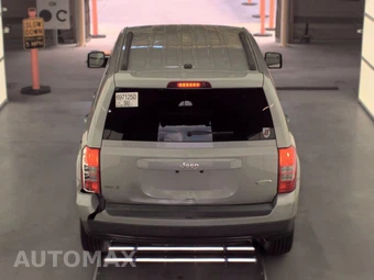 2016 Jeep Patriot Latitude - miniatura 5