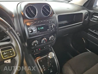 2016 Jeep Patriot Latitude – miniatura 11