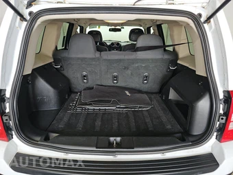 2016 Jeep Patriot Latitude – miniatura 16