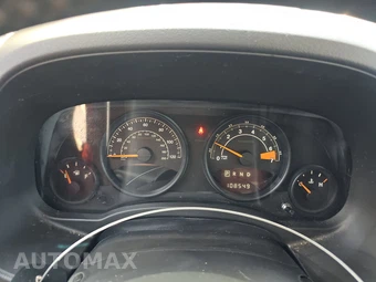 2016 Jeep Patriot Latitude – miniatura 12