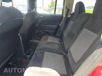 2016 Jeep Patriot Latitude – miniatura 13