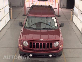2016 Jeep Patriot Latitude – miniatura 2