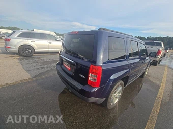 2016 Jeep Patriot Latitude – miniatura 4