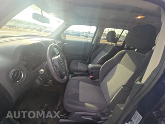 2016 Jeep Patriot Latitude – miniatura 7