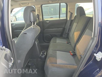 2016 Jeep Patriot Latitude - miniatura 13