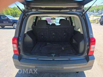2016 Jeep Patriot Latitude – miniatura 15