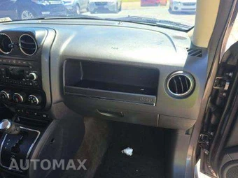 2016 Jeep Patriot Latitude – miniatura 20