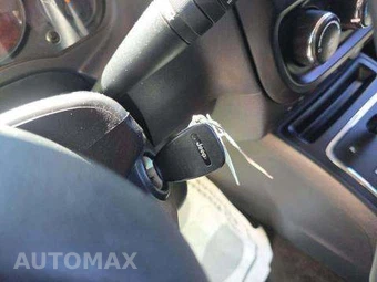 2016 Jeep Patriot Latitude – miniatura 9