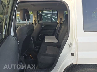 2016 Jeep Patriot Sport – miniatura 13