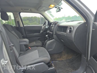 2016 Jeep Patriot Sport – miniatura 8
