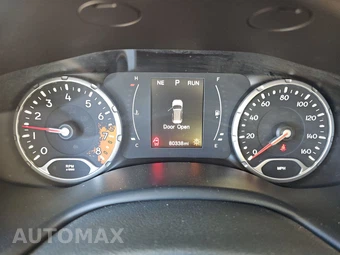2016 Jeep Renegade 75th Anniversary Edition – miniatura 12