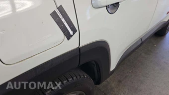 2016 Jeep Renegade 75th Anniversary Edition – miniatura 24