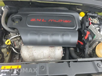 2016 Jeep Renegade 75th Anniversary Edition - miniatura 15