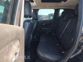 2016 Jeep Renegade Justice Edition – miniatura 13