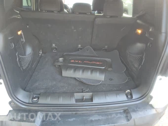 2016 Jeep Renegade Latitude – miniatura 16