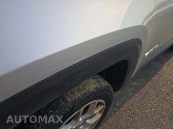 2016 Jeep Renegade Latitude – miniatura 20