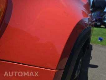 2016 Jeep Renegade Latitude – miniatura 23