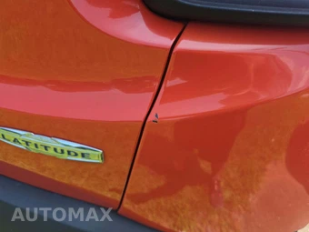 2016 Jeep Renegade Latitude – miniatura 26