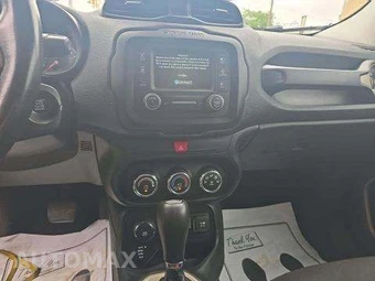 2016 Jeep Renegade Latitude – miniatura 10