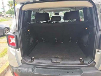 2016 Jeep Renegade Latitude – miniatura 14